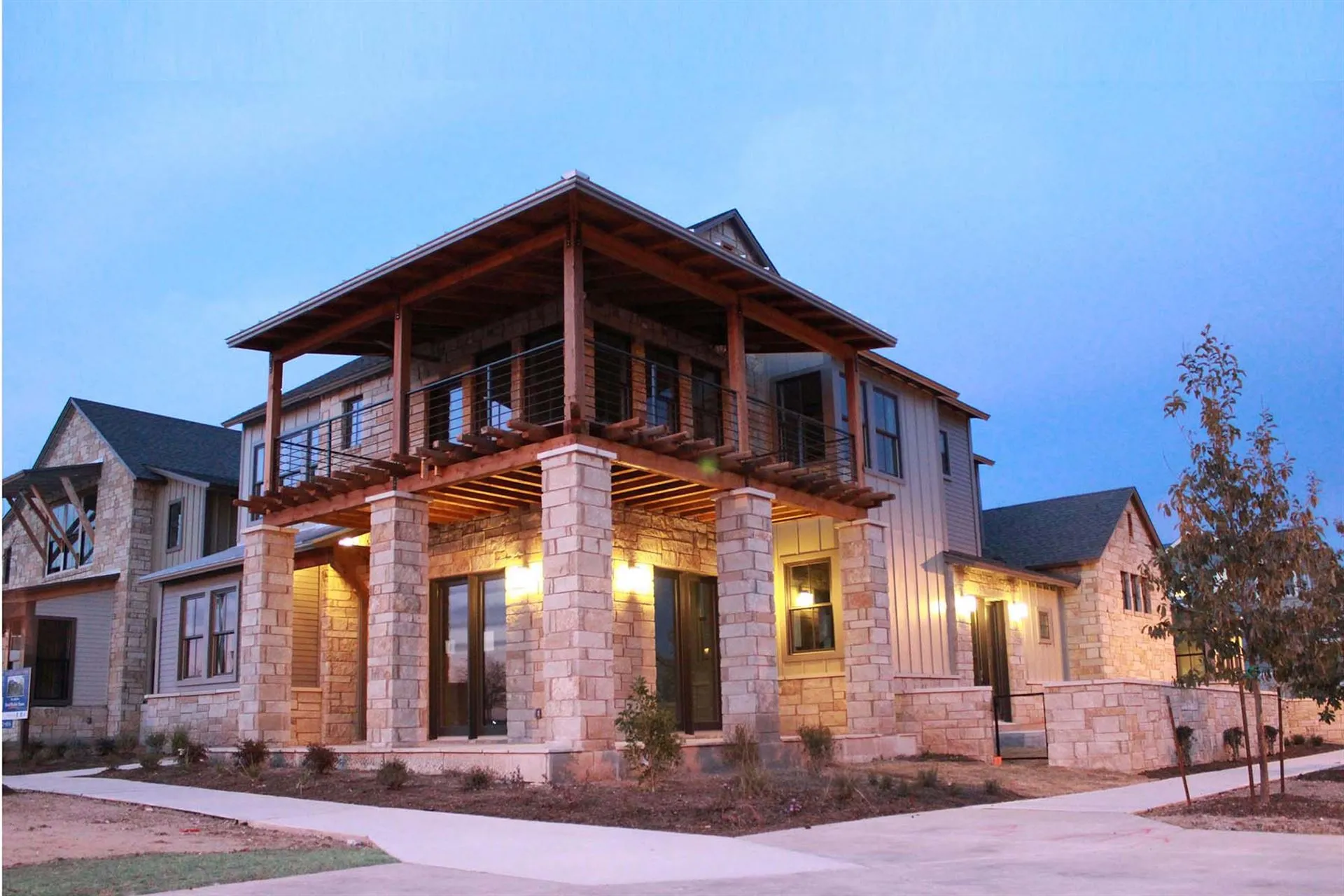 Amerbuild Construction about us - fire rebuild and remodeling experts