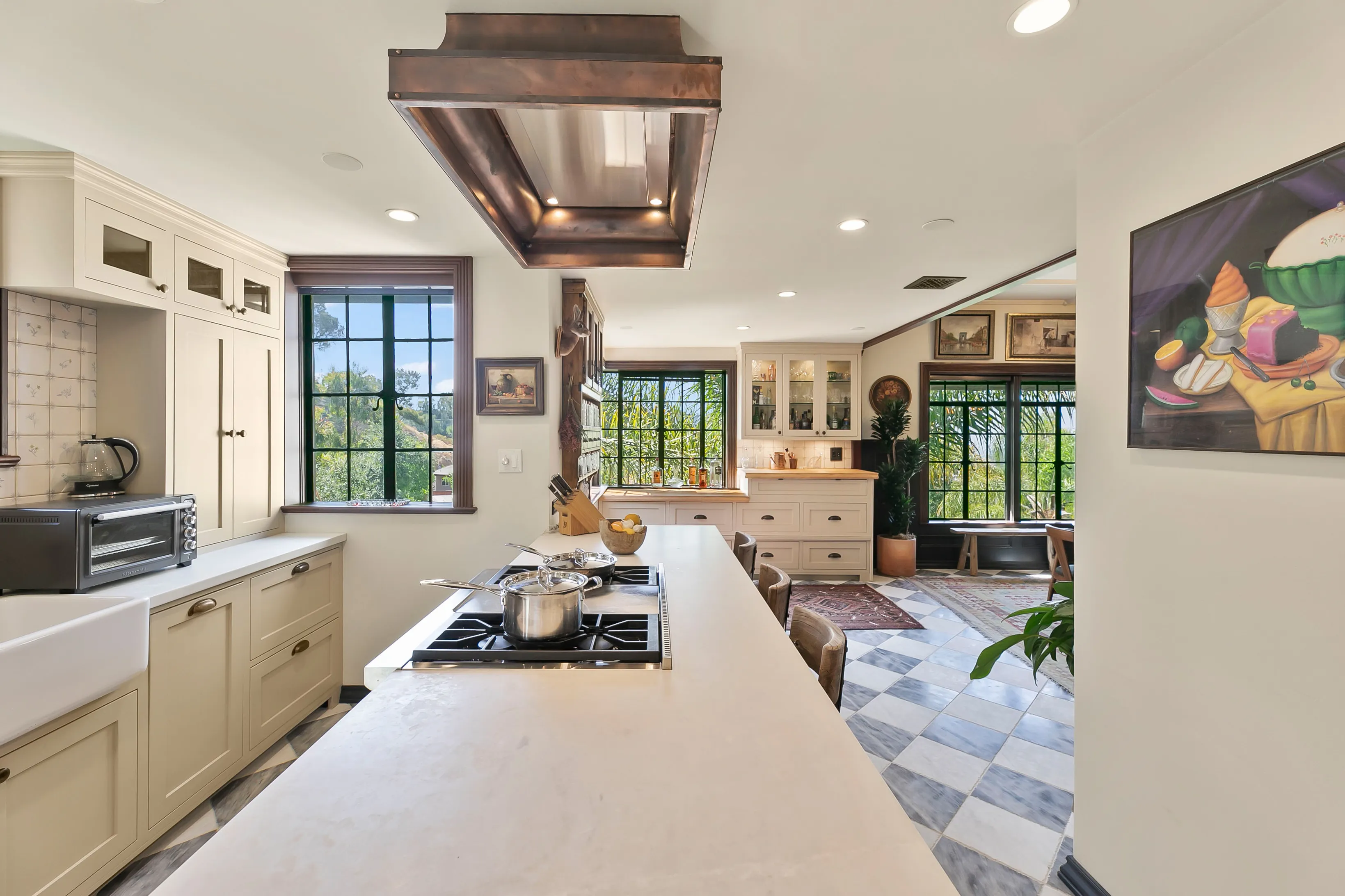 Westshire Dr Hollywood Hills renovation — finished interior view 19