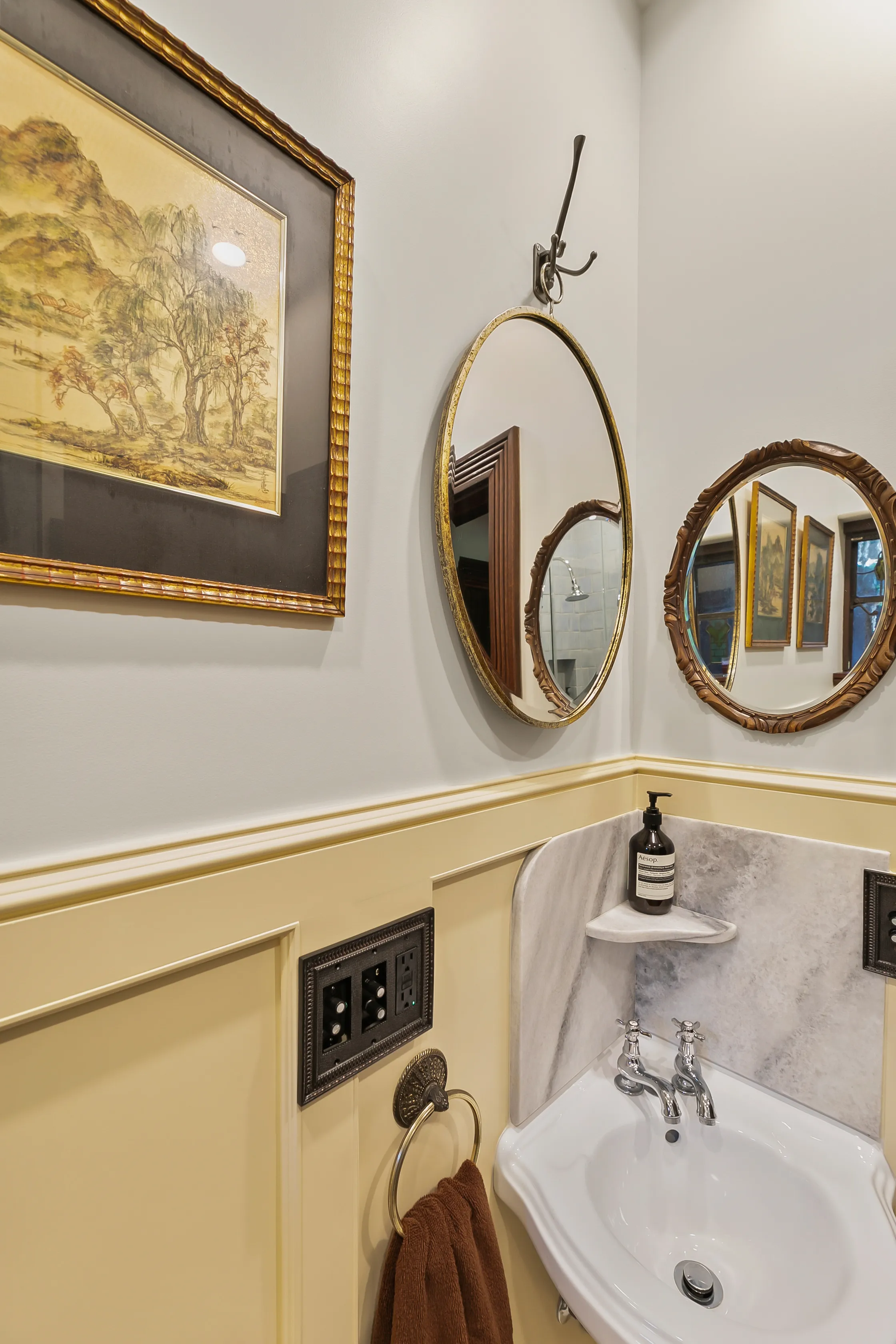 Westshire Dr Hollywood Hills renovation — finished interior view 30